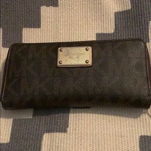 MICHAEL KORS wallet